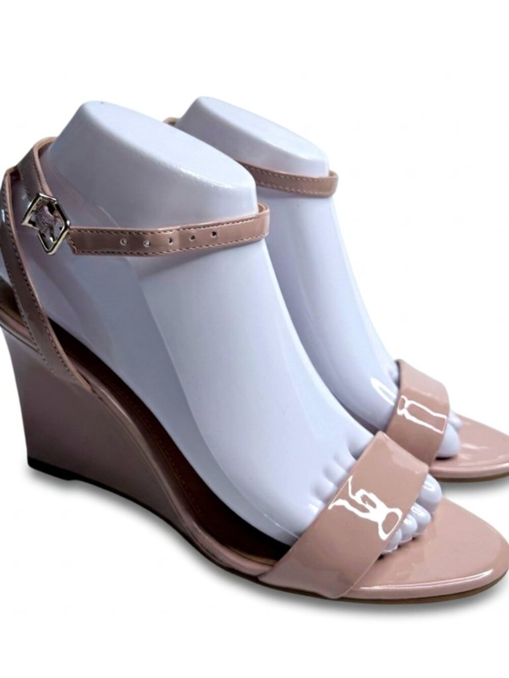 Vince Camuto Women's Beige Patent Leather Strappy Open Toe Stiletto Heels 7.5